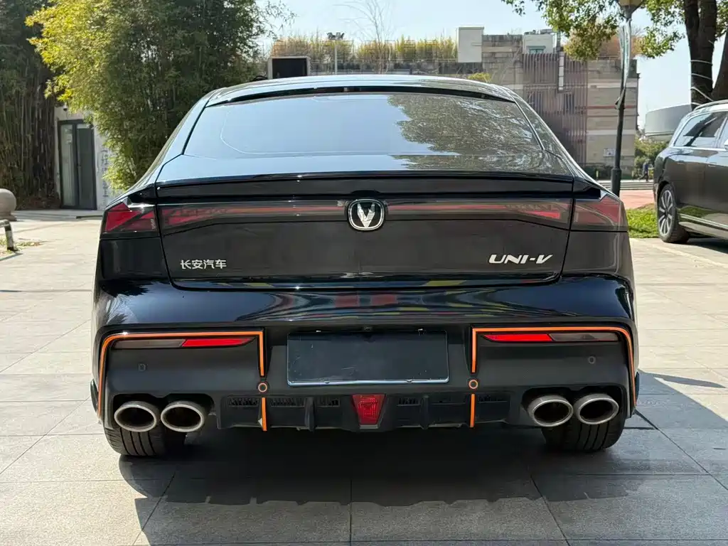 Changan Changan UNI-V 2023 1.5T Sport Edition 2024 - thumbnail 9