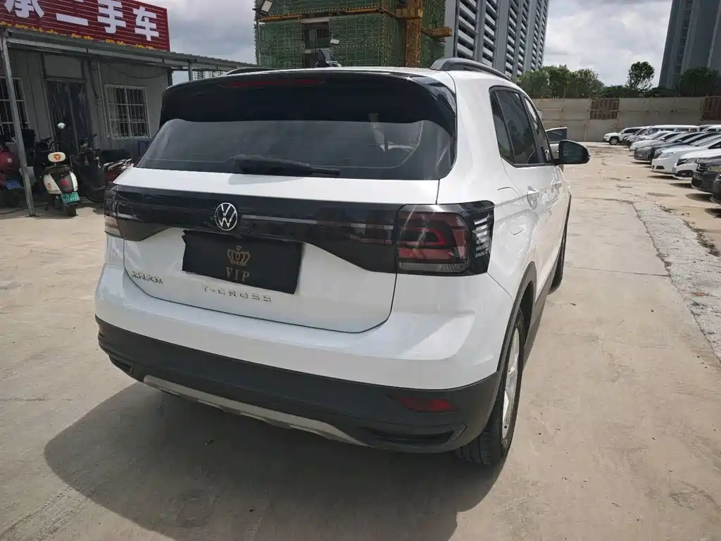 Volkswagen Tiguan 2023 1.5L Automatic Comfort Edition 2023 - thumbnail 6