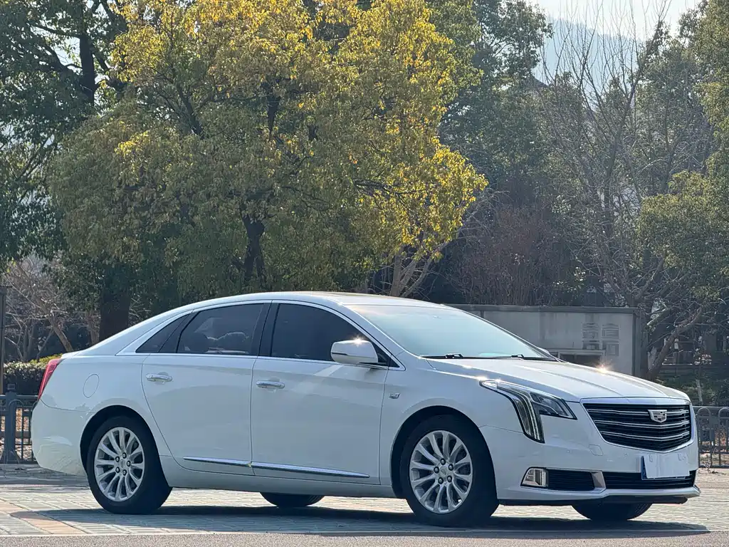 Cadillac Cadillac XTS 2018 28T Luxury 2019 - thumbnail 3
