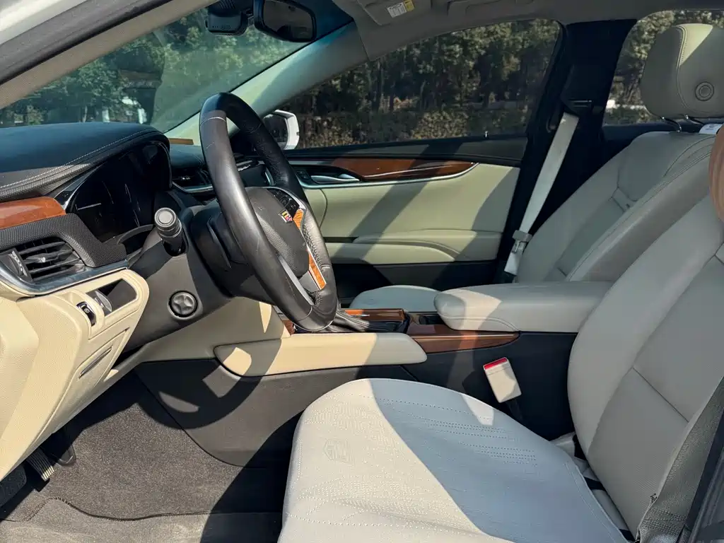 Cadillac Cadillac XTS 2018 28T Luxury 2019 - thumbnail 5