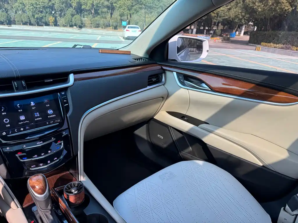 Cadillac Cadillac XTS 2018 28T Luxury 2019 - thumbnail 9