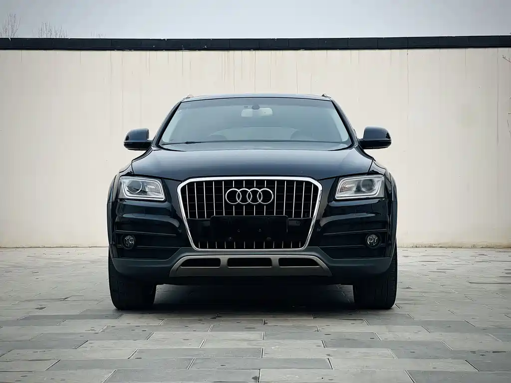 Audi Audi Q5 2017 Plus 40 TFSI Technology Edition 2018 - thumbnail 2