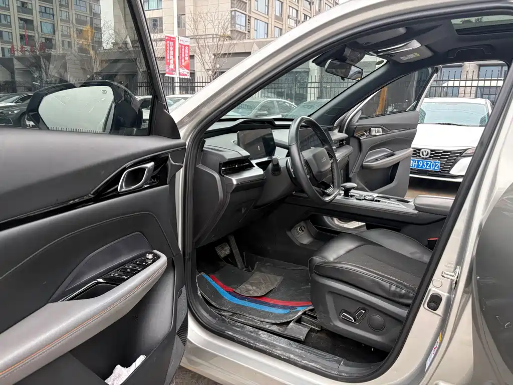 Changan Oushang Changan Oushang Z6 2022 Blue Whale 1.5T DCT Smart Edition 2023 - thumbnail 10
