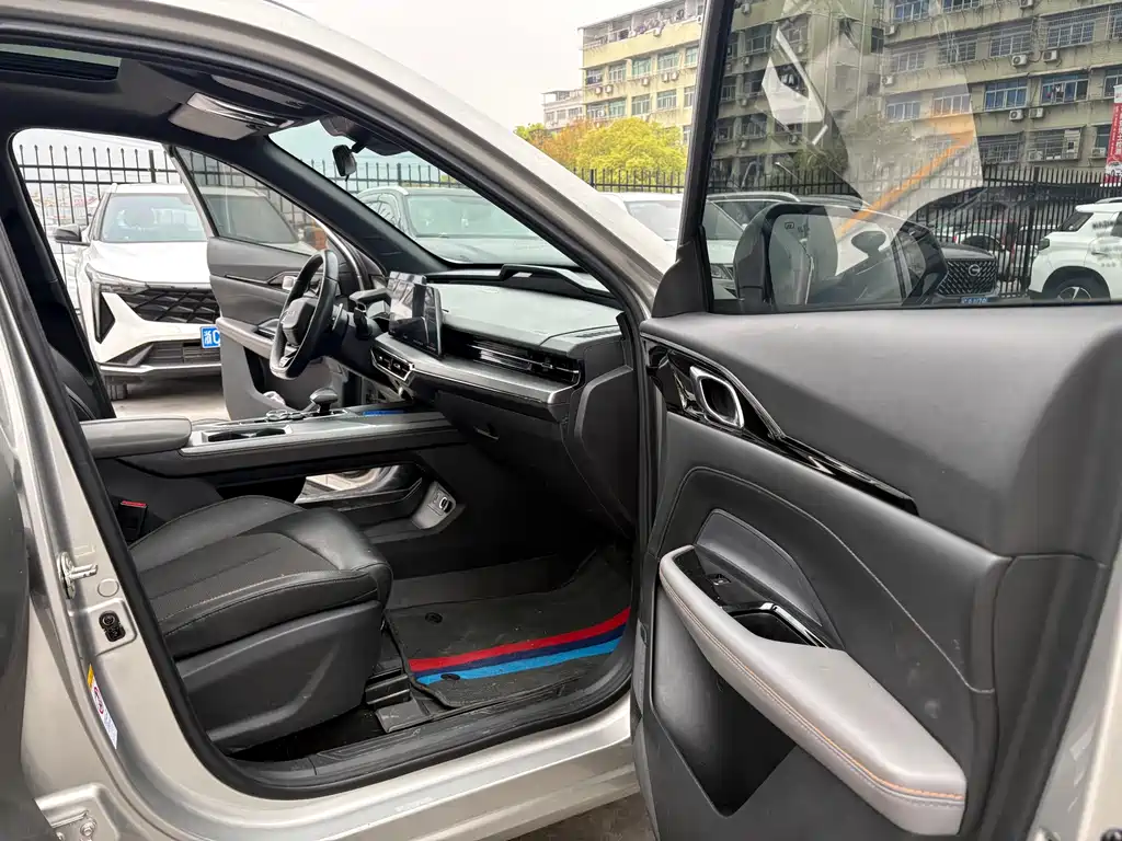 Changan Oushang Changan Oushang Z6 2022 Blue Whale 1.5T DCT Smart Edition 2023 - thumbnail 12