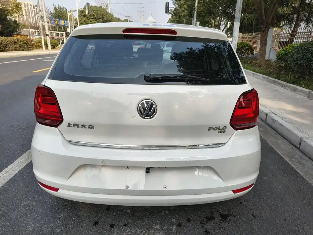 Volkswagen Volkswagen Polo 2016 1.6L Automatic Luxury Edition 2017 - thumbnail 8
