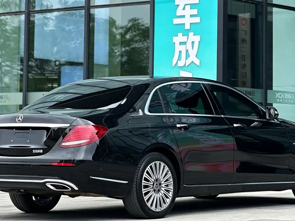 Mercedes-Benz Mercedes-Benz E-Class 2020 Model Year Facelift E 300 L Special Edition 2020 - thumbnail 9