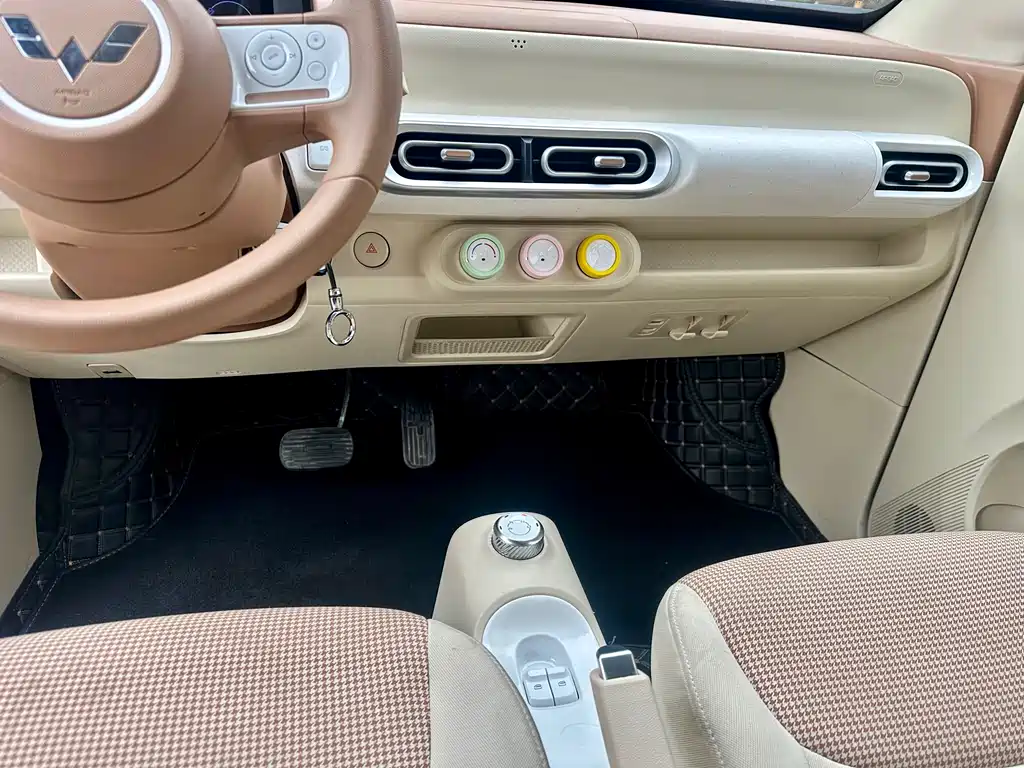 Wuling Motors Wuling Hongguang MINIEV 2024 Model 3rd Generation 215km Youth Edition 2025 - thumbnail 13