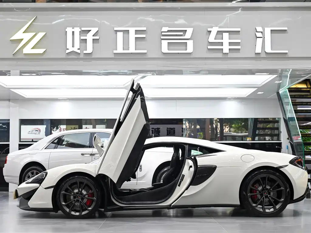McLaren McLaren 540C 2015 3.8T Coupe 2017 - thumbnail 6