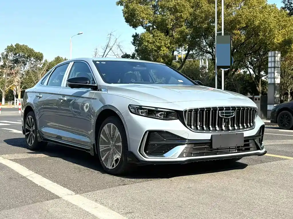 Geely Auto Geely Xingrui 2026 Edition Oriental Glow 1.5TD Jinghong Version 2025 - thumbnail 3