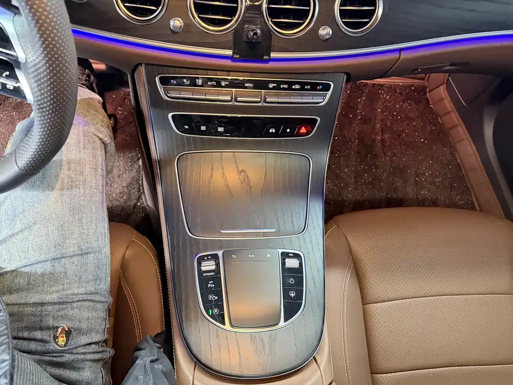 Mercedes-Benz Mercedes-Benz E-Class 2020 E 300 L Sport Luxury Edition 2019 - thumbnail 10