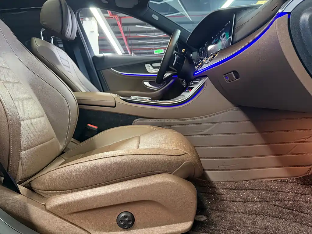 Mercedes-Benz Mercedes-Benz E-Class 2020 E 300 L Sport Luxury Edition 2019 - thumbnail 22