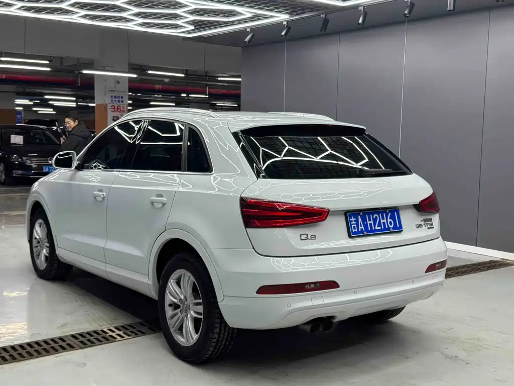 Audi Audi Q3 2013 35 TFSI quattro Technology Package 2014 - thumbnail 7