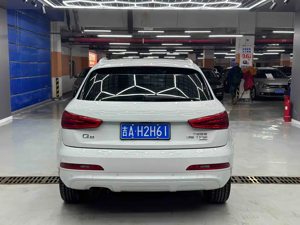 Audi Audi Q3 2013 35 TFSI quattro Technology Package 2014 - thumbnail 8