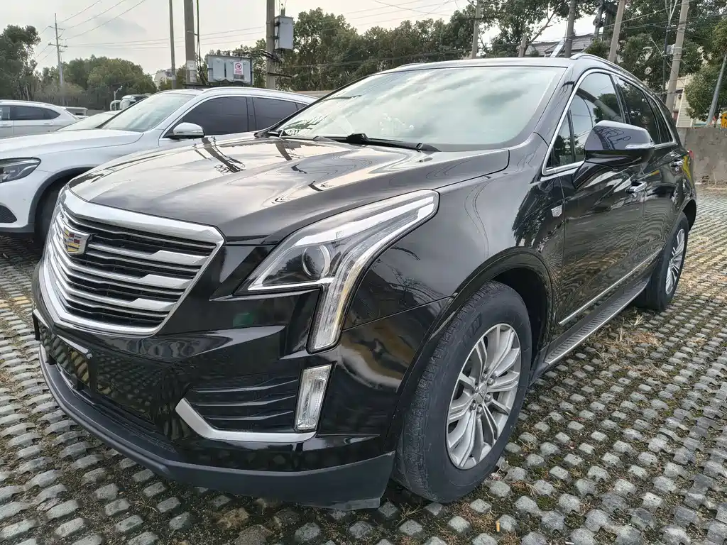 Cadillac Cadillac XT5 2017 Anniversary Edition 25T Technology 2017