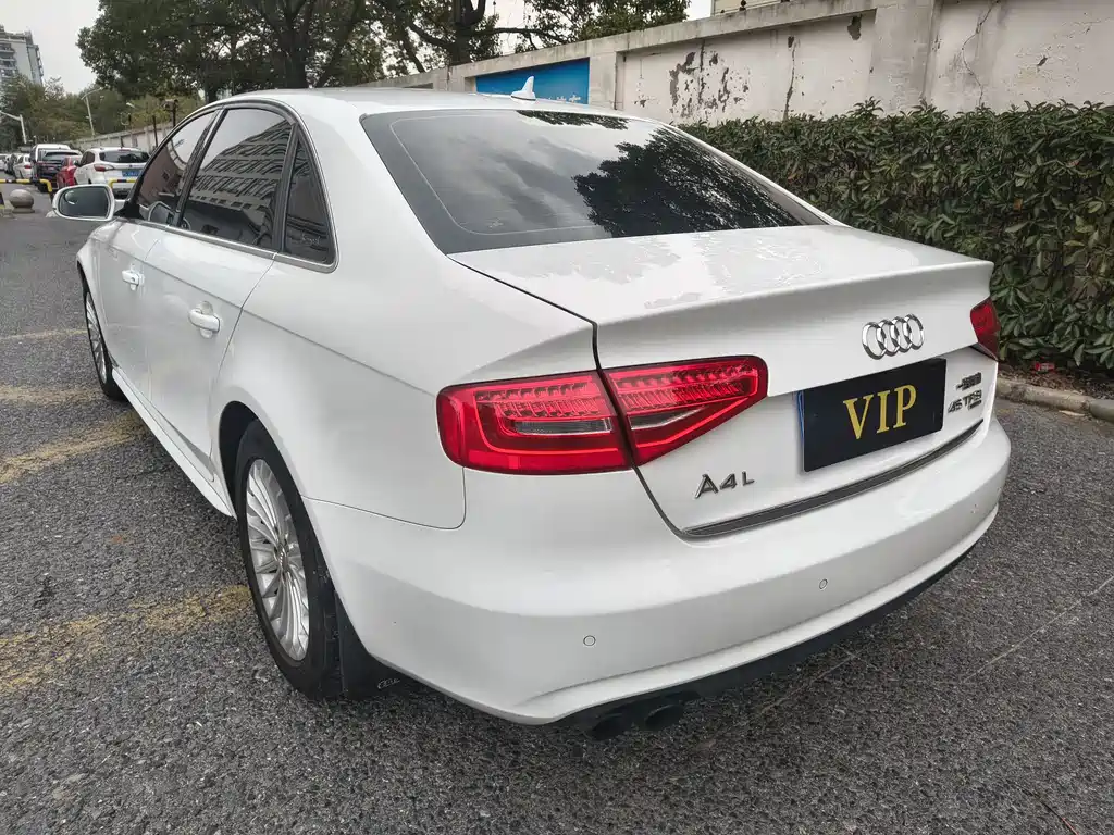 Audi Audi A4L 2015 35 TFSI Automatic Standard Model 2015 - thumbnail 9