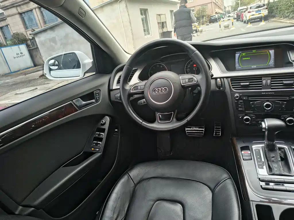 Audi Audi A4L 2015 35 TFSI Automatic Standard Model 2015 - thumbnail 15