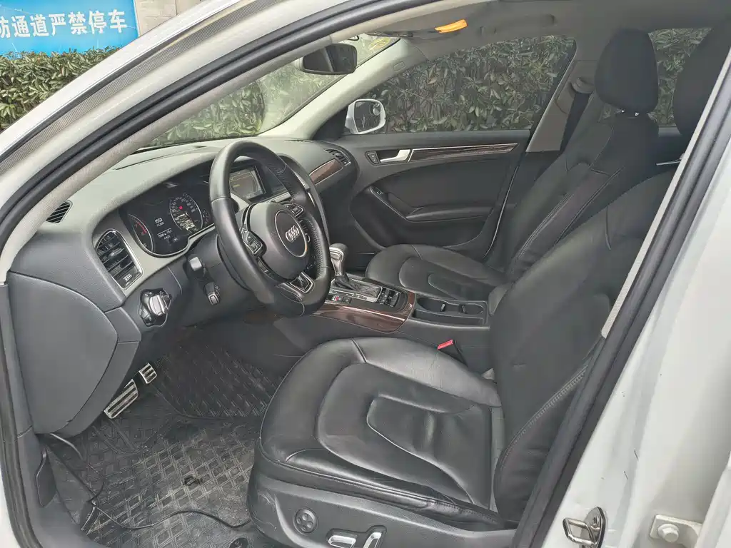 Audi Audi A4L 2015 35 TFSI Automatic Standard Model 2015 - thumbnail 16