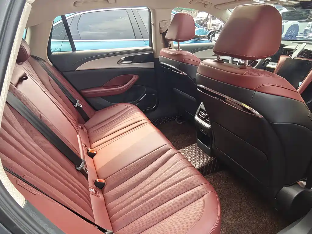 Hongqi Hongqi H5 2024 2.0T Automatic Intelligent Connectivity Flag Enjoyment Edition 2024 - thumbnail 8