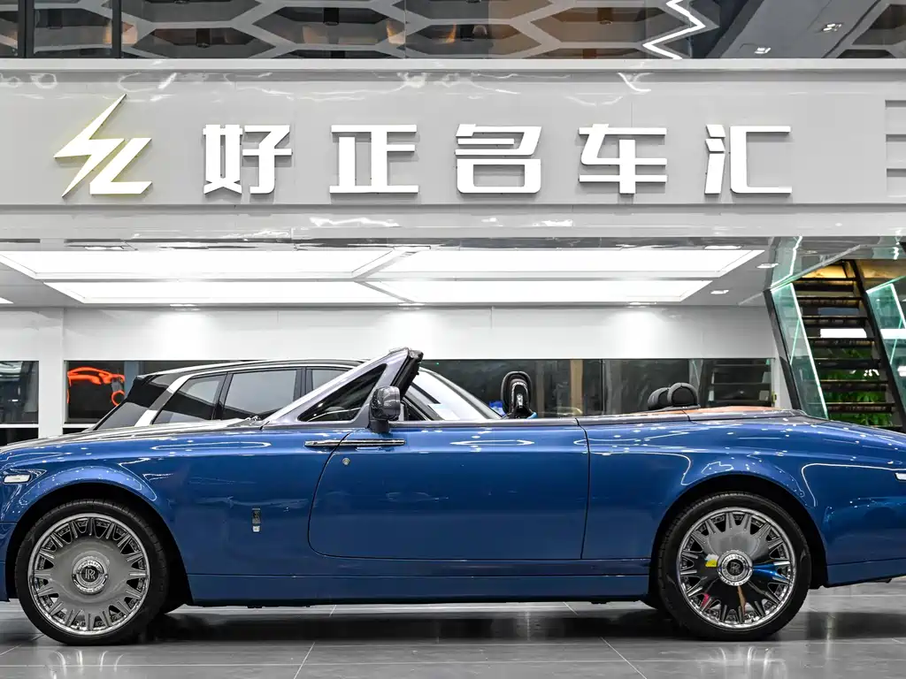 Rolls-Royce Phantom 2007 6.7L Soft-Top Convertible 2012 - thumbnail 3