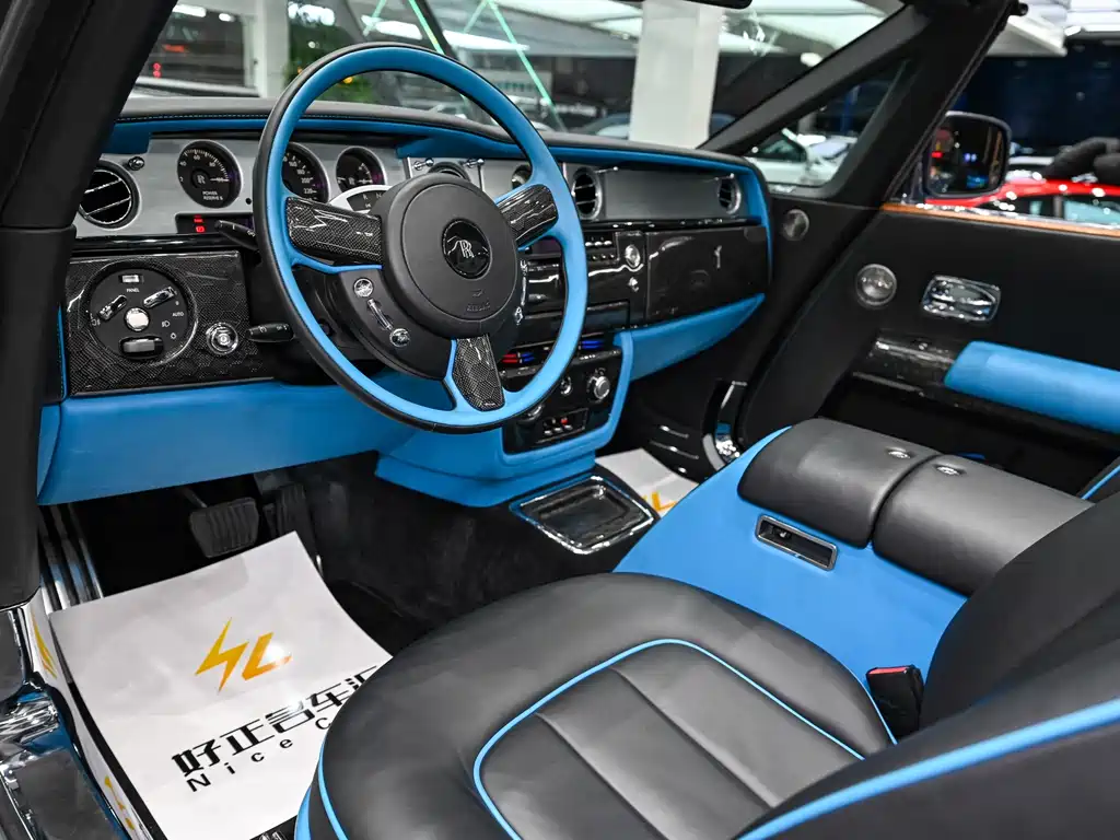 Rolls-Royce Phantom 2007 6.7L Soft-Top Convertible 2012 - thumbnail 13