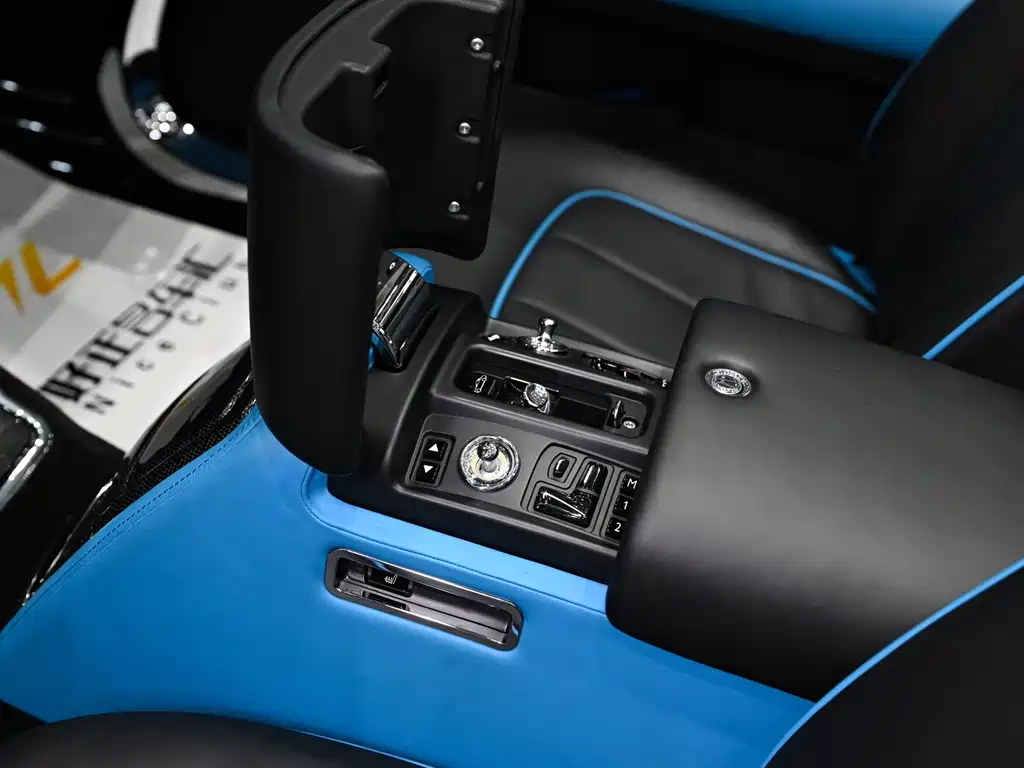 Rolls-Royce Phantom 2007 6.7L Soft-Top Convertible 2012 - thumbnail 19