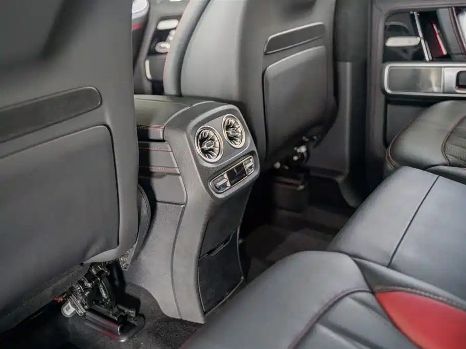 Mercedes-Benz Mercedes-Benz G-Class 2024 G 500 2024 - thumbnail 13