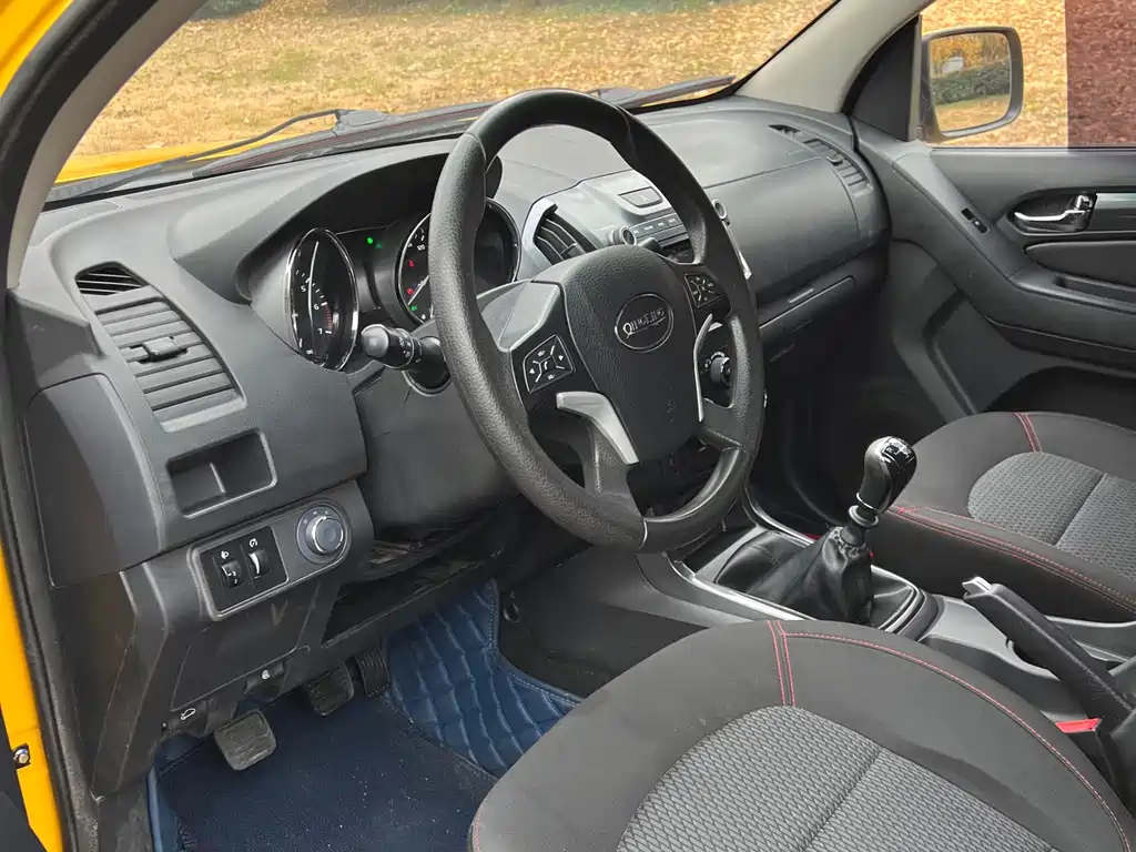 Isuzu TAGA DaKa 2021 1.8T Gasoline Manual 4WD Luxury Long Wheelbase CE18 2022 - thumbnail 9