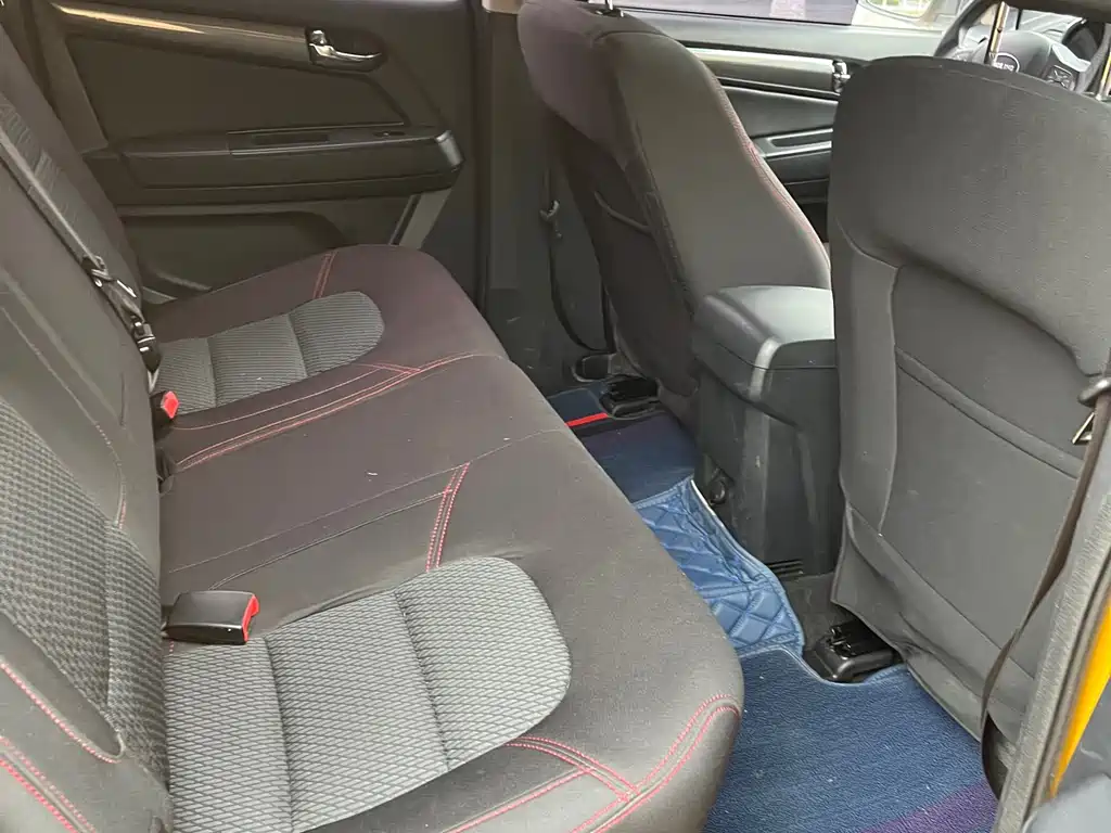 Isuzu TAGA DaKa 2021 1.8T Gasoline Manual 4WD Luxury Long Wheelbase CE18 2022 - thumbnail 14