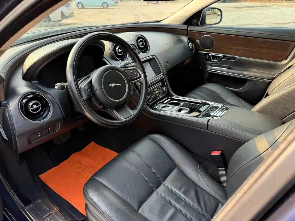 Jaguar Jaguar XJ 2016 XJL 3.0 SC RWD Luxury Business Edition 2016 - thumbnail 4