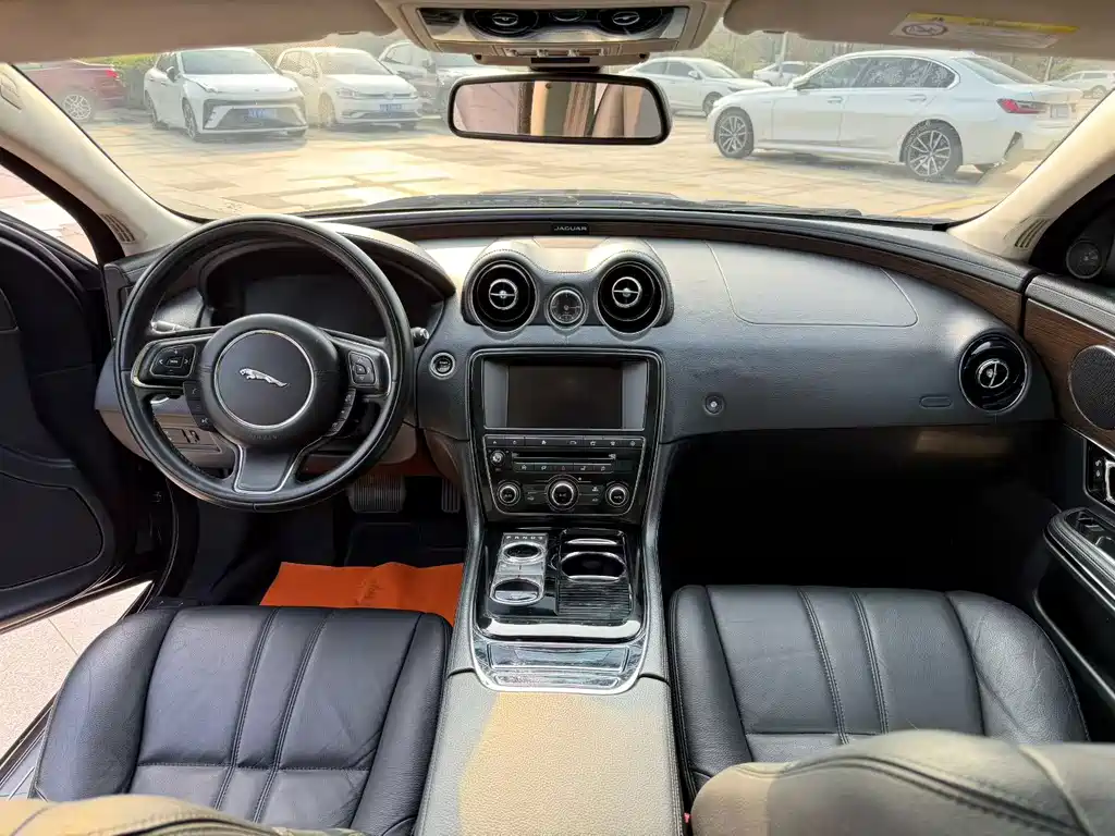 Jaguar Jaguar XJ 2016 XJL 3.0 SC RWD Luxury Business Edition 2016 - thumbnail 6