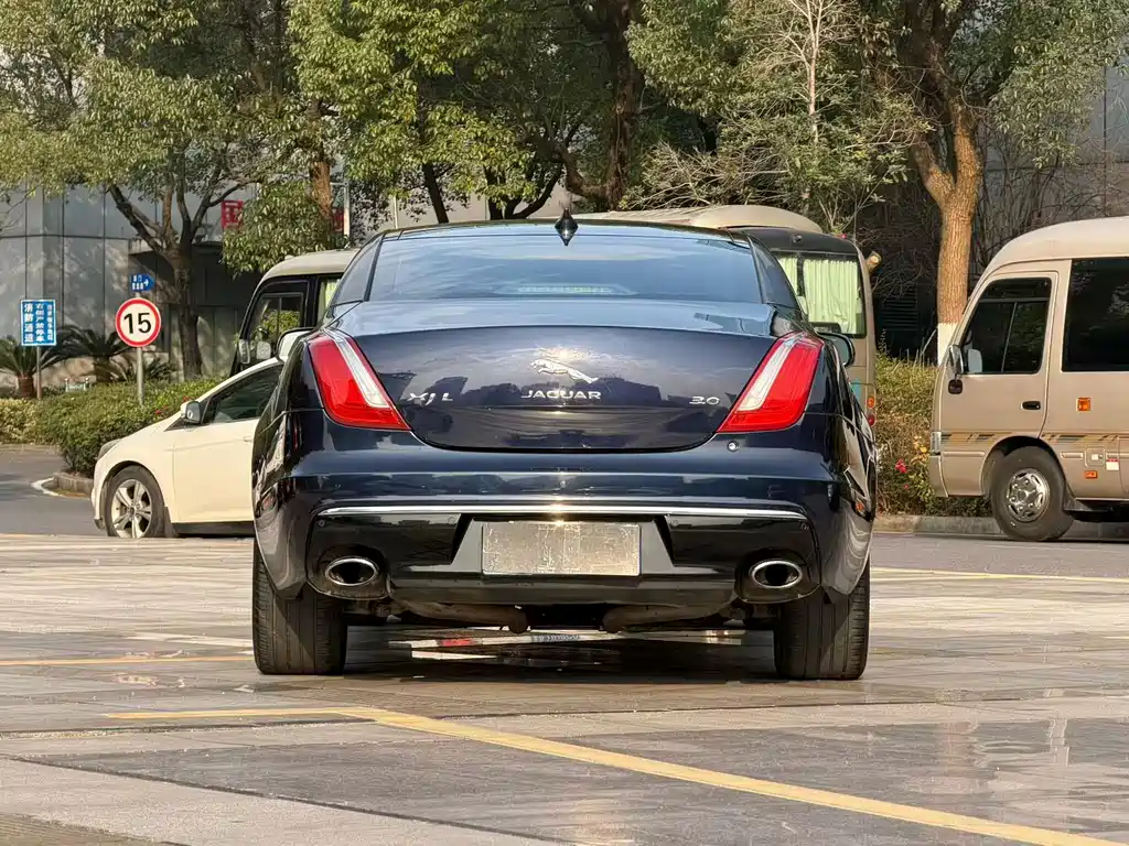 Jaguar Jaguar XJ 2016 XJL 3.0 SC RWD Luxury Business Edition 2016 - thumbnail 8