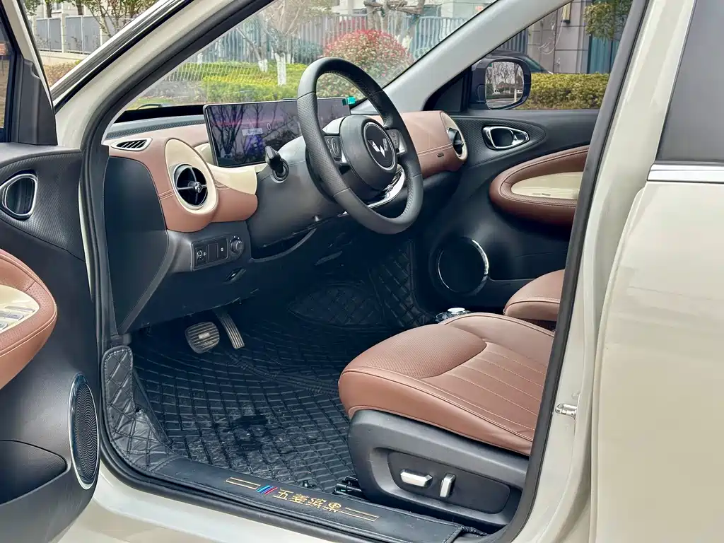 Wuling Motors Wuling Binguo 2023 333km Lingxi Smart Connect+ Edition 2023 - thumbnail 5