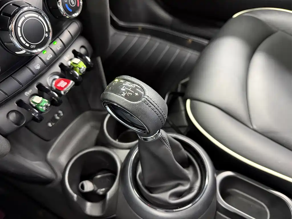 MINI MINI 2014 1.2T ONE 2016 - thumbnail 17