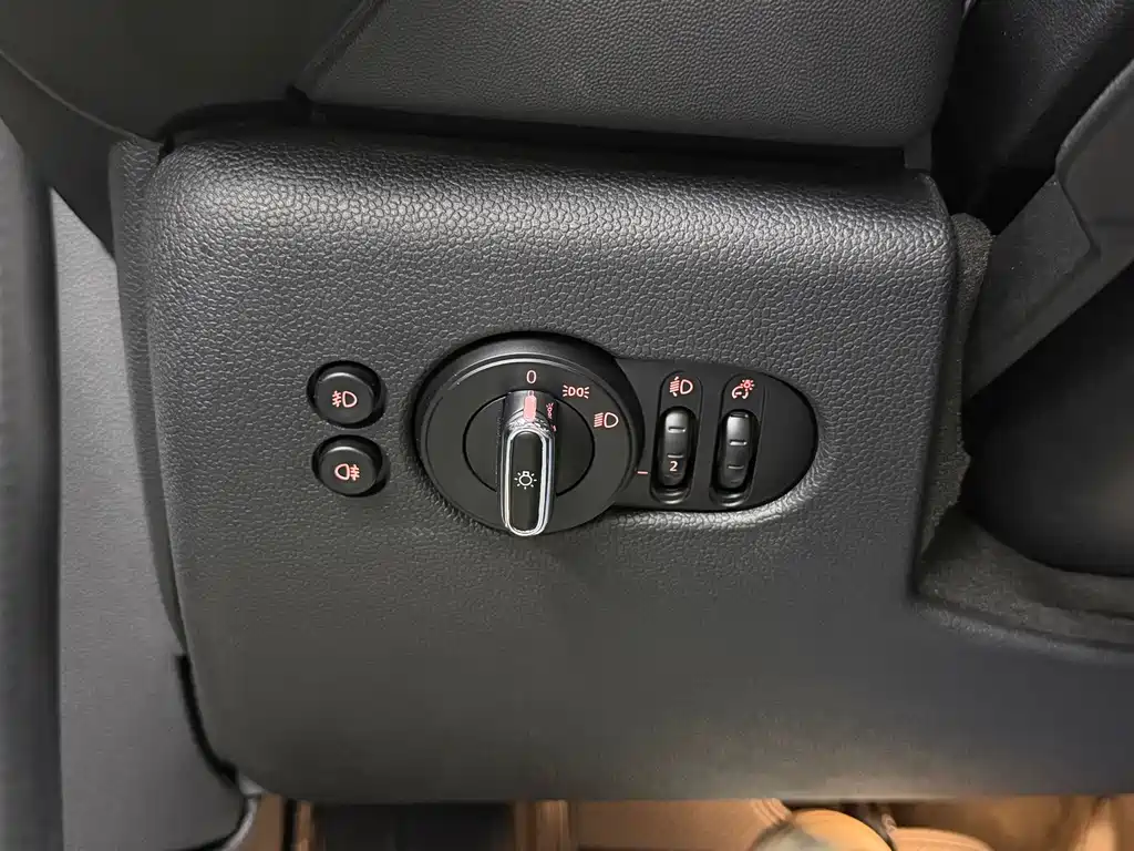 MINI MINI 2014 1.2T ONE 2016 - thumbnail 18