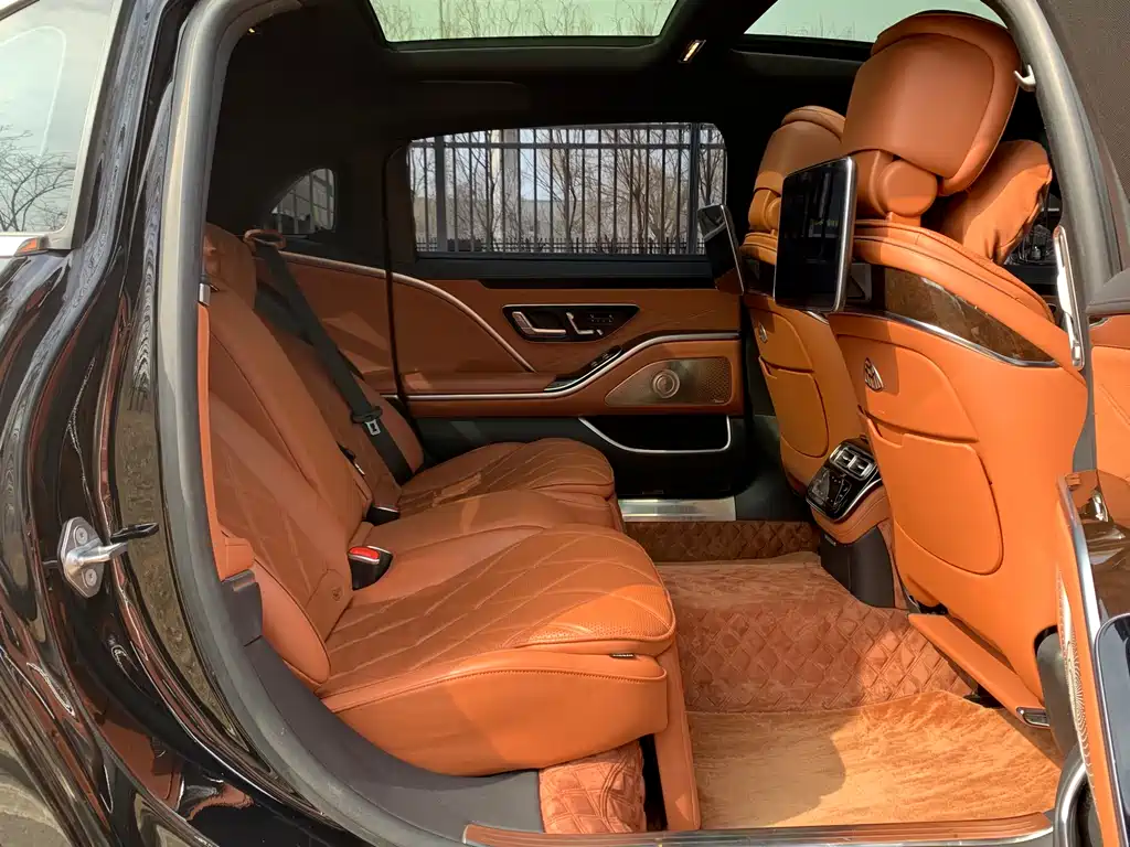 Mercedes-Benz Maybach S-Class 2021 S 480 4MATIC 2021 - thumbnail 14