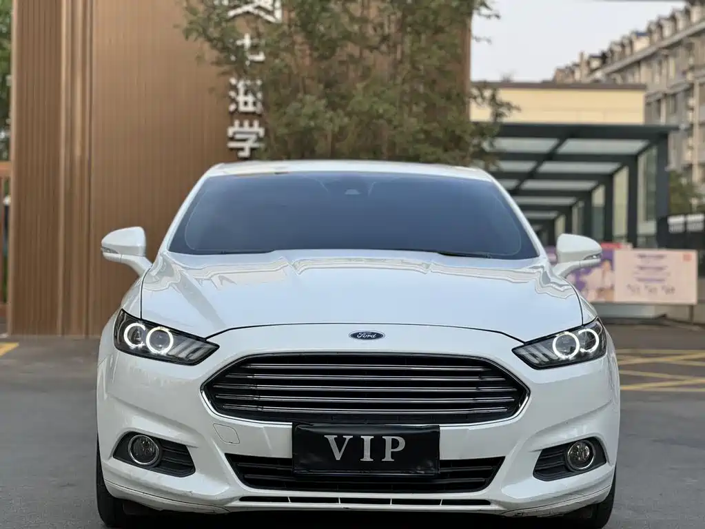 Ford Ford Mondeo 2013 1.5L GTDi180 Fashion Edition 2016 - thumbnail 2