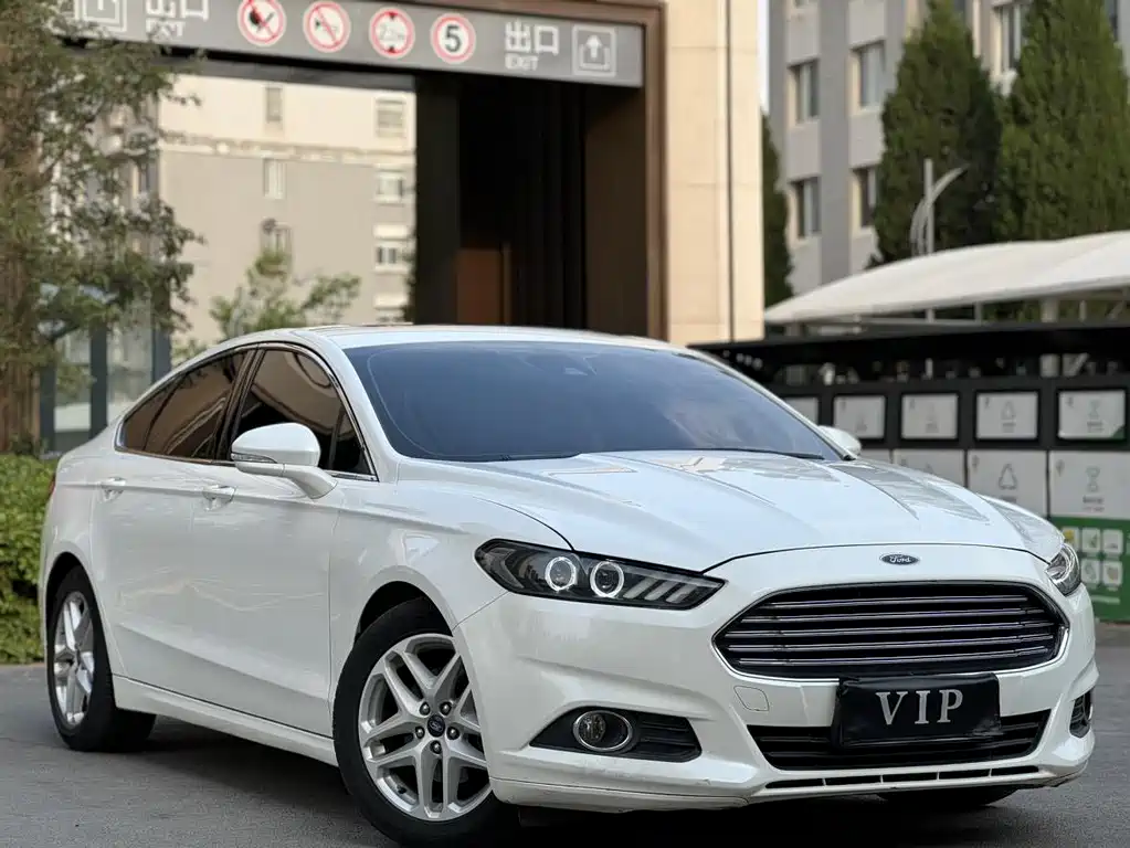 Ford Ford Mondeo 2013 1.5L GTDi180 Fashion Edition 2016 - thumbnail 3