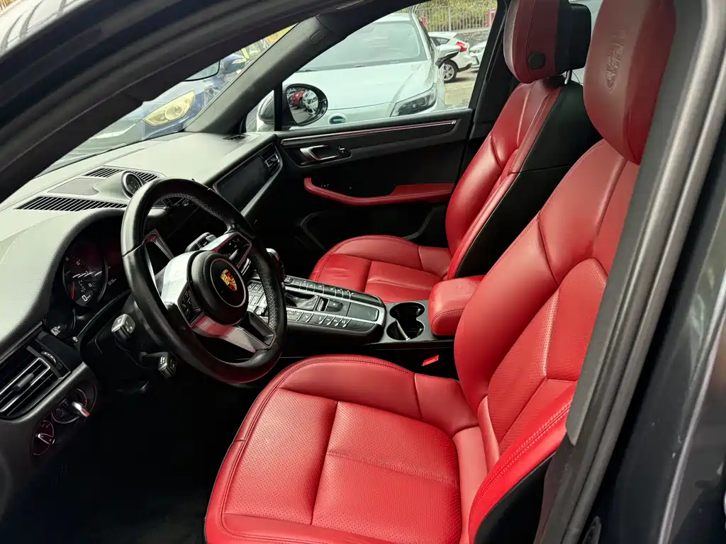 Porsche Porsche Macan 2020 Macan 2.0T 2020 - thumbnail 4