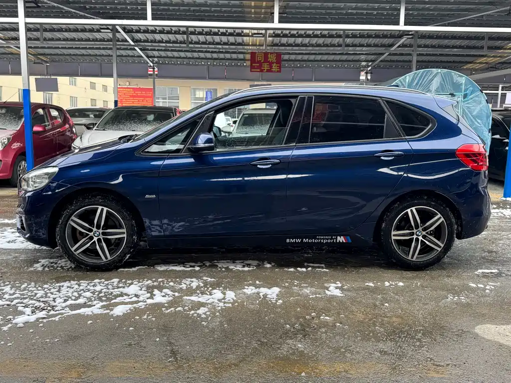 BMW BMW 2 Series Touring 2016 218i Sport Design Package 2018 - thumbnail 3
