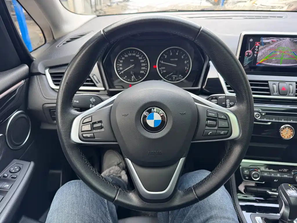 BMW BMW 2 Series Touring 2016 218i Sport Design Package 2018 - thumbnail 17