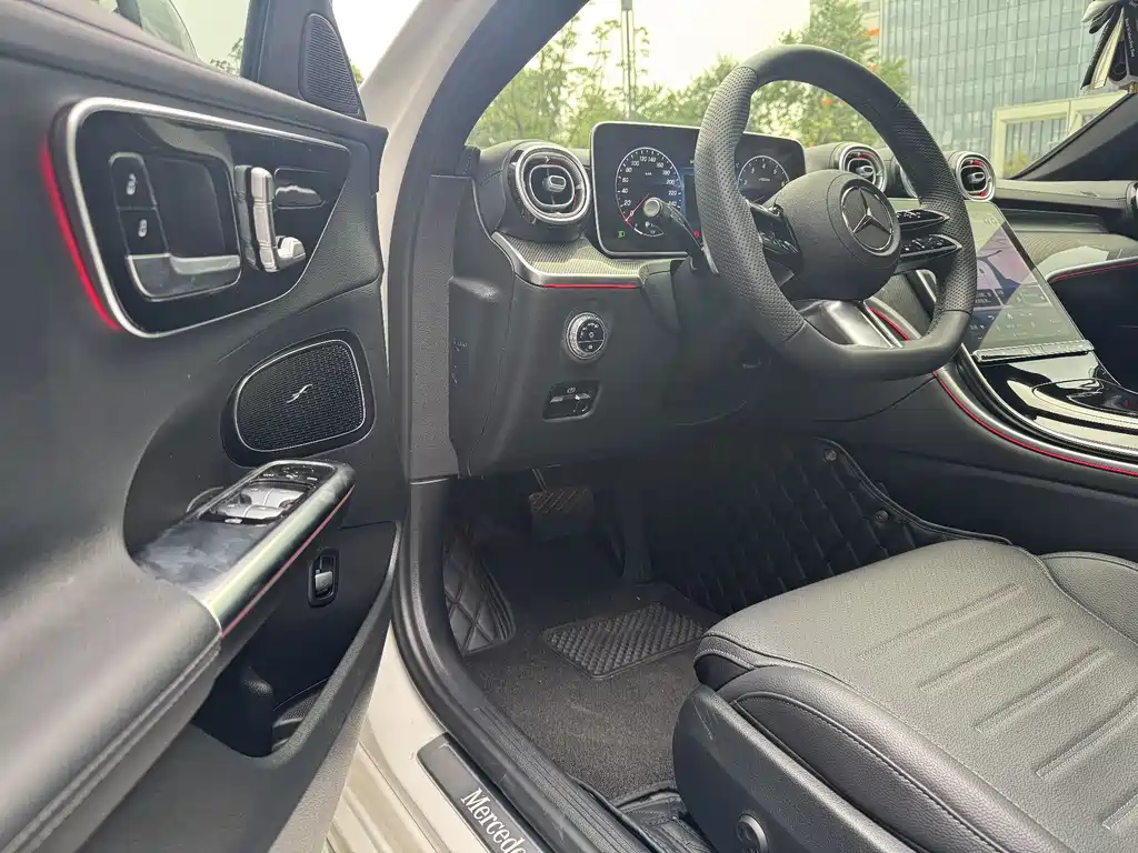 Mercedes-Benz Mercedes-Benz C-Class 2023 C 260 L Sport Edition 2023 - thumbnail 4