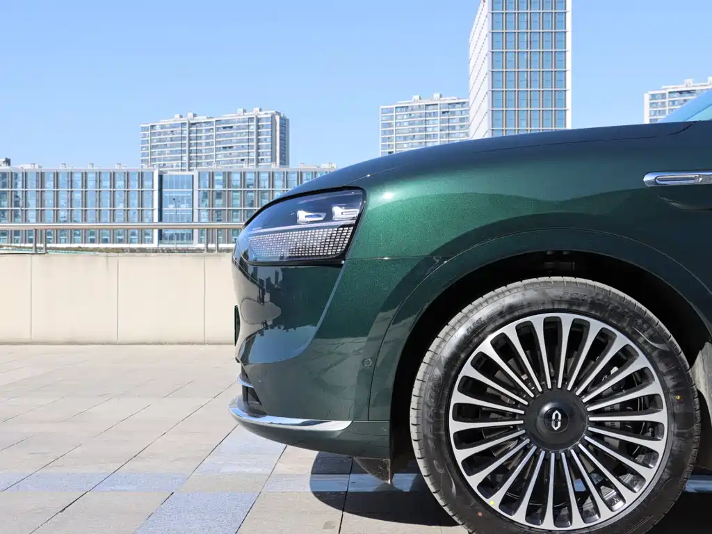 AITO M9 Aito M9 2025 Extended Range Ultra 52kWh 4-seater 2025 - thumbnail 3