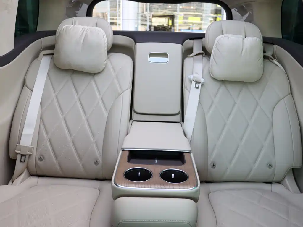 AITO M9 Aito M9 2025 Extended Range Ultra 52kWh 4-seater 2025 - thumbnail 29