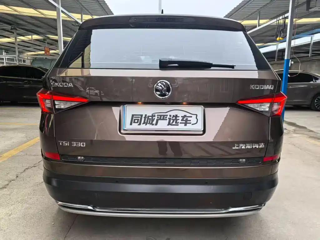 Skoda Kodiaq 2018 Facelift TSI330 7-seat 2WD Luxury Technology Edition 2018 - thumbnail 5