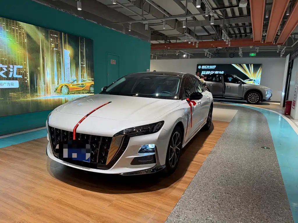 Hongqi Hongqi H6 2025 2.0T Zhiyuan Edition 2025