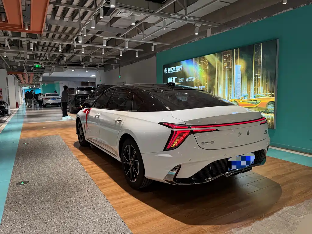 Hongqi Hongqi H6 2025 2.0T Zhiyuan Edition 2025 - thumbnail 12