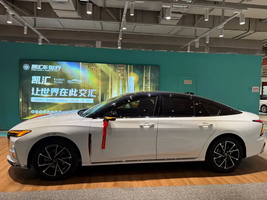 Hongqi Hongqi H6 2025 2.0T Zhiyuan Edition 2025 - thumbnail 14