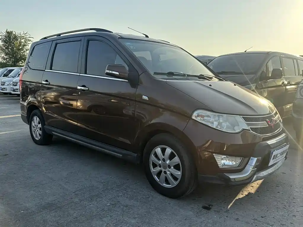 Wuling Motors Wuling Hongguang 2016 1.5L S Comfort Edition 2015 - thumbnail 2