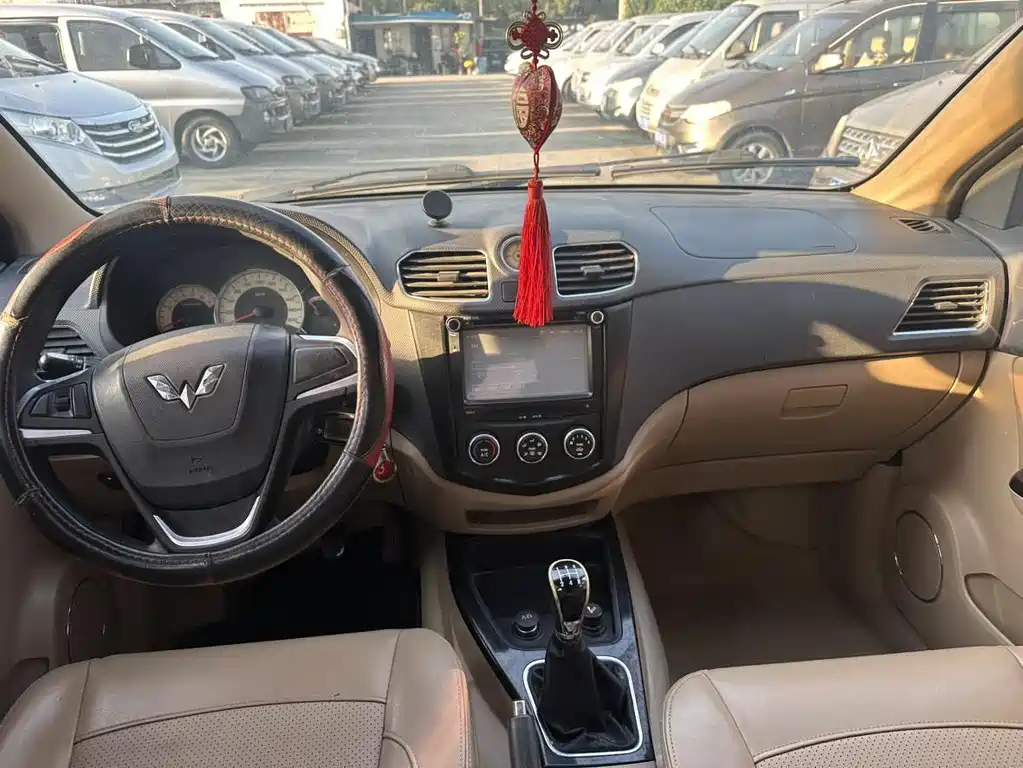 Wuling Motors Wuling Hongguang 2016 1.5L S Comfort Edition 2015 - thumbnail 8