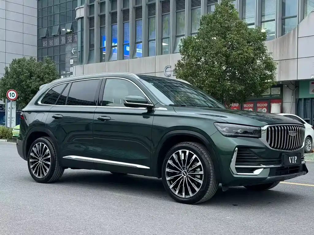 Geely Auto Geely Xingyue L 2025 Edition Oriental Luminary 2.0TD Automatic AWD Moon Gazing Version 2024 - thumbnail 3